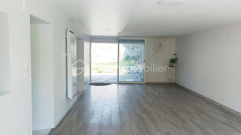 Maison - 159 m² - 8 pièces