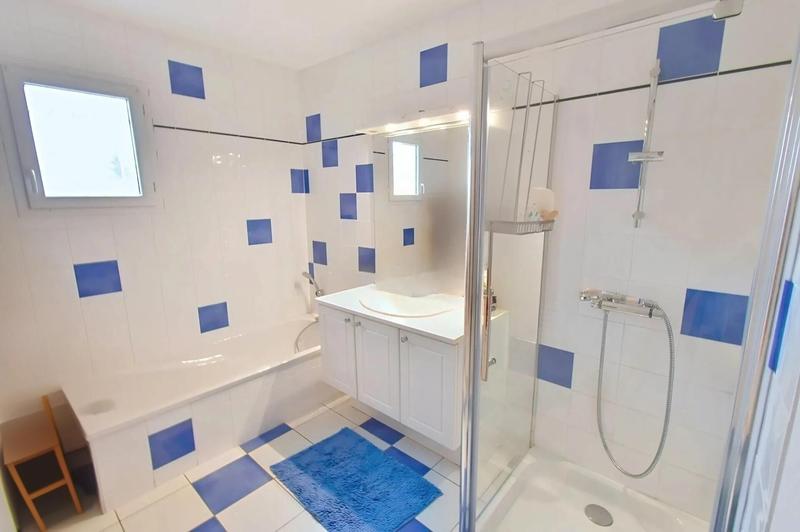 Maison - 103 m² - 5 pièces