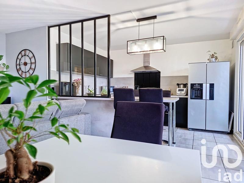 Appartement - 81 m² - 3 pièces