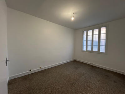 Local commercial - 32 m² - 2 pièces