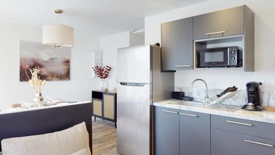 Appartement - 100 m² - 6 pièces