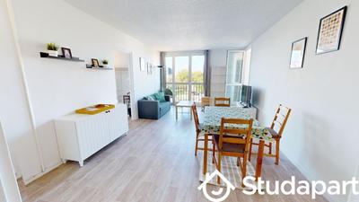 Chambre - 75 m² - 1 pièce