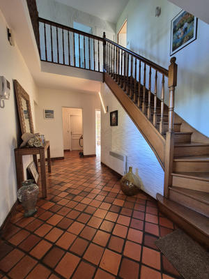 Maison - 180 m² - 8 pièces