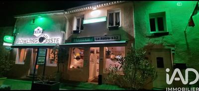 Maison - 435 m² - 4 pièces