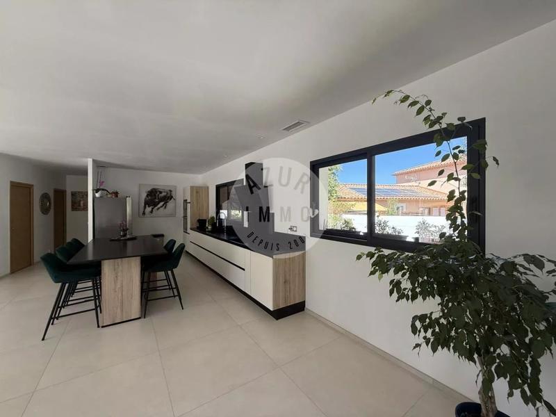 Maison - 150 m² - 5 pièces