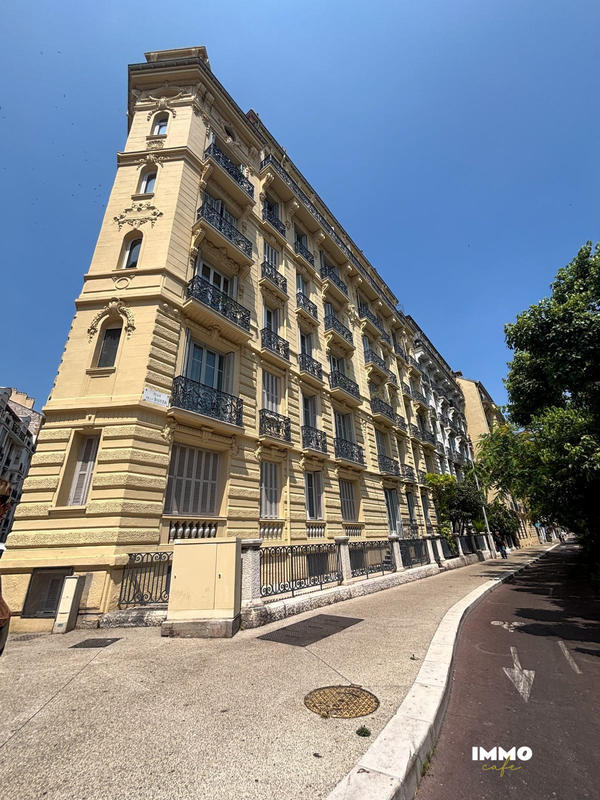 Appartement - 115 m² - 3 pièces