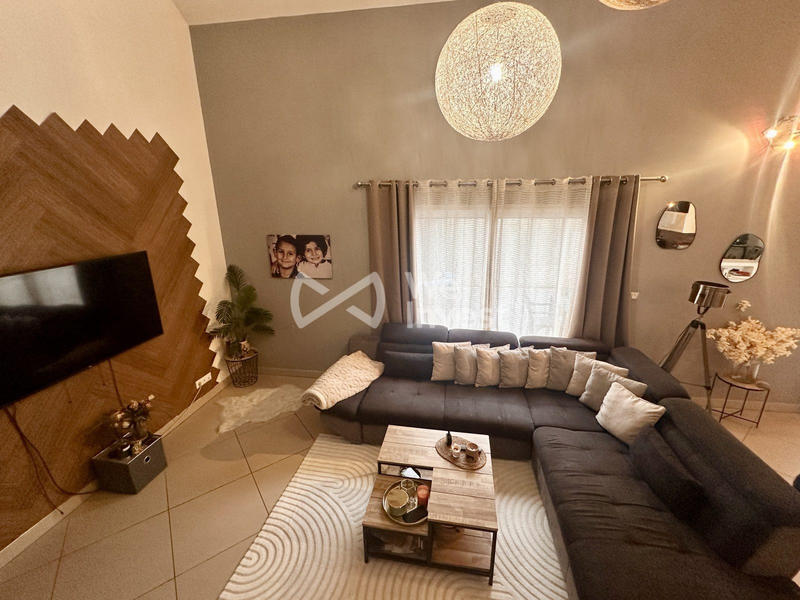 Maison - 173 m² - 8 pièces