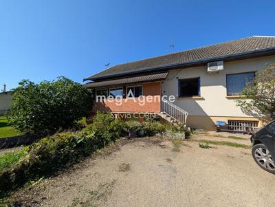 Maison traditionnelle - 112 m² - 4 pièces