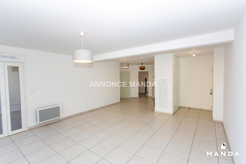 Appartement - 94 m² - 4 pièces