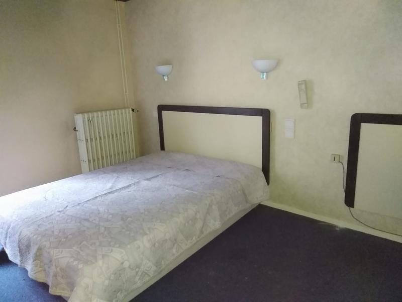 Local commercial - 1 382 m²