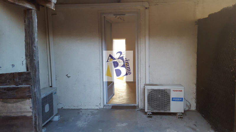 Services - 59 m² - 3 pièces