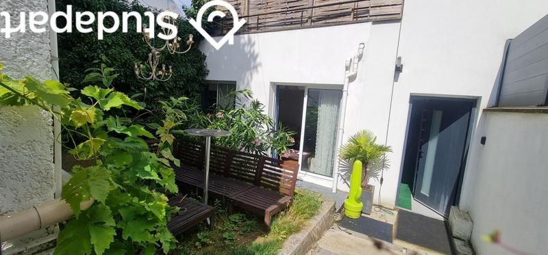 Chambre - 13 m² - 1 pièce