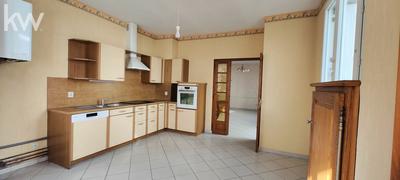 Appartement - 140 m² - 5 pièces