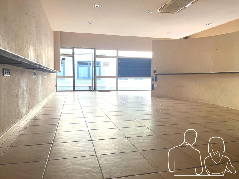 Local commercial - 90 m² - 3 pièces