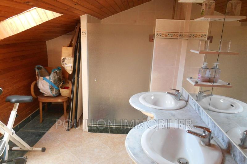 Maison - 241 m² - 8 pièces