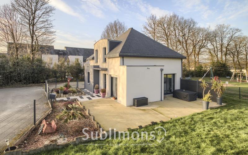 Maison - 115 m² - 6 pièces