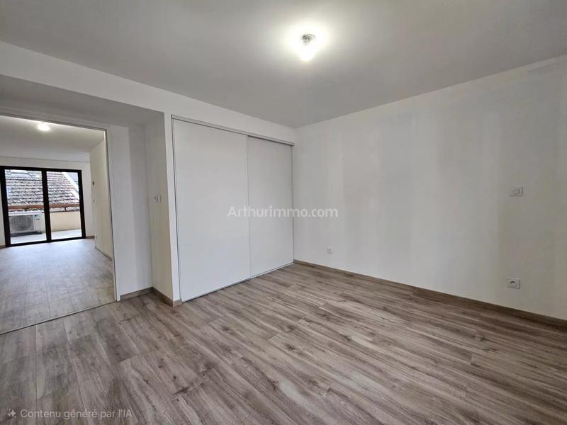 Appartement - 85 m² - 3 pièces