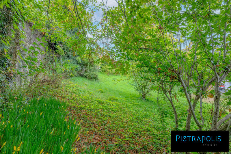 Maison - 186 m² - 7 pièces