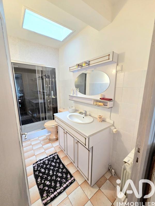 Maison - 184 m² - 7 pièces