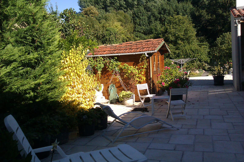 Maison - 275 m² - 6 pièces