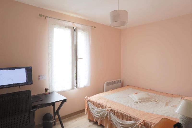 Maison - 263 m² - 11 pièces