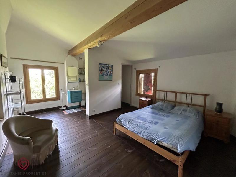 Maison de campagne - 347 m² - 8 pièces