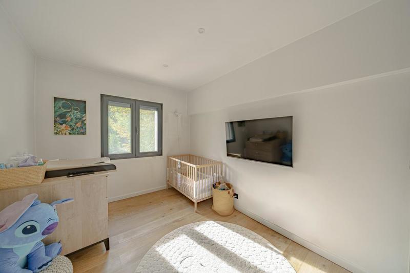 Villa - 192 m² - 8 pièces