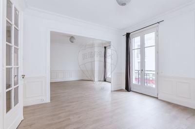 Appartement - 95 m² - 3 pièces