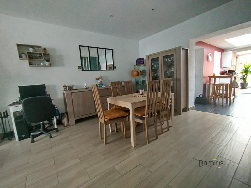 Maison - 93 m² - 4 pièces