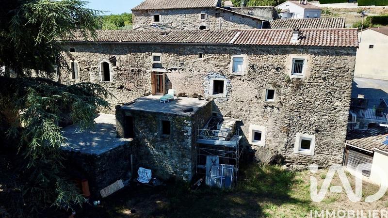 Maison - 110 m² - 8 pièces