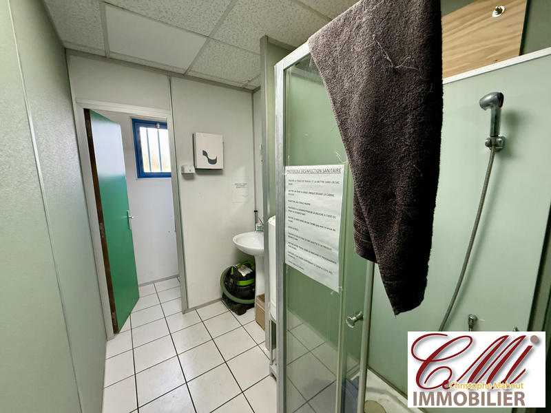 Entrepôt - 2 934 m²