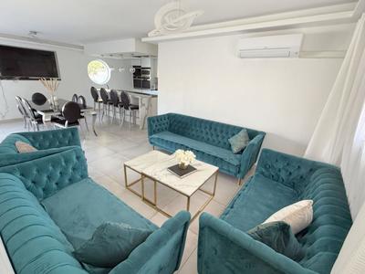 Maison - 114 m² - 4 pièces