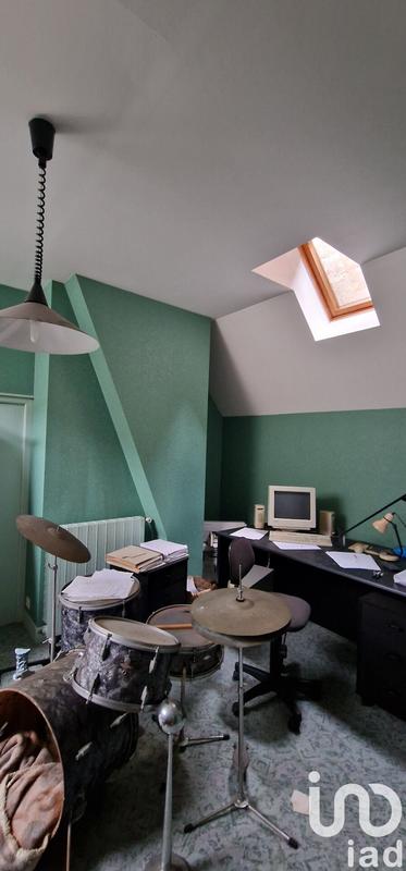 Maison - 225 m² - 7 pièces