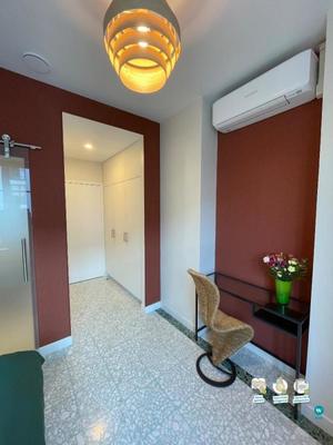 Maison - 300 m² - 7 pièces