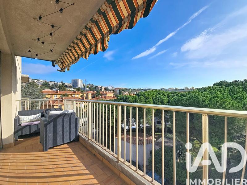 Appartement - 82 m² - 4 pièces