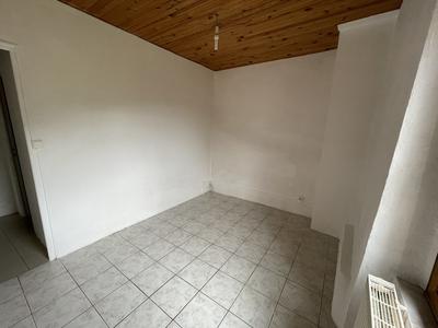 Maison traditionnelle - 145 m² - 8 pièces