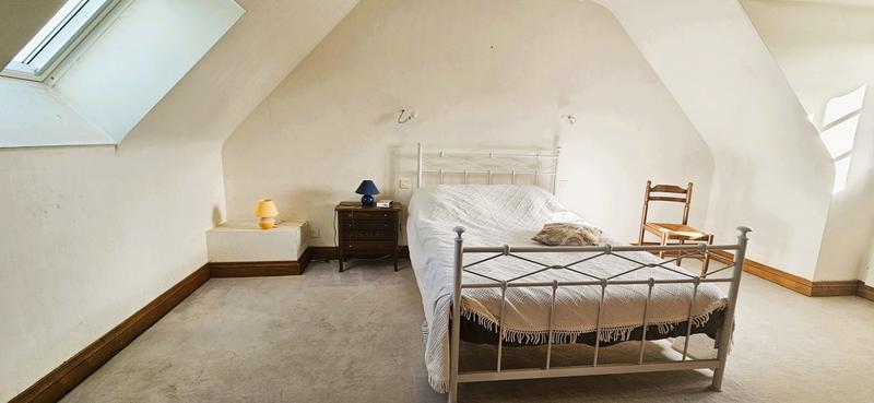 Maison - 179 m² - 7 pièces