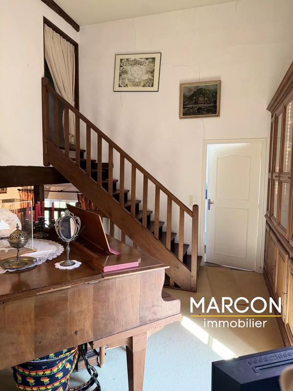 Propriété - 145 m² - 6 pièces