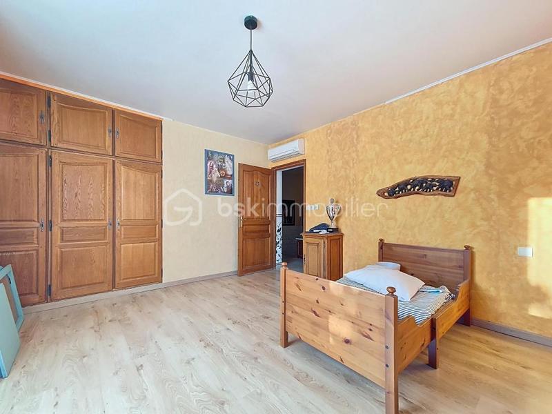 Maison - 170 m² - 7 pièces