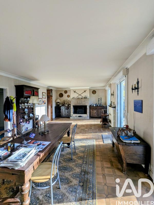 Maison - 200 m² - 9 pièces