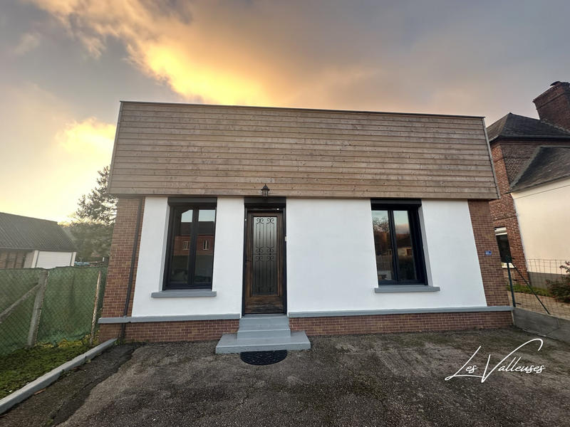 Maison - 90 m² - 4 pièces