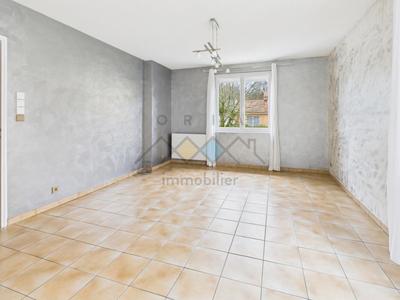 Maison - 121 m² - 7 pièces