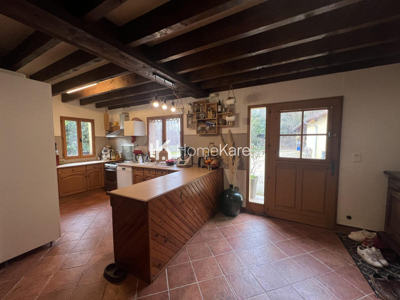 Maison - 350 m² - 10 pièces