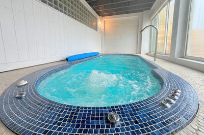 Villa - 300 m² - 8 pièces