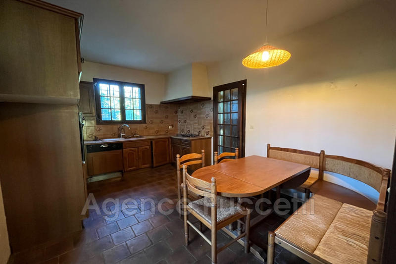 Maison - 138 m² - 6 pièces