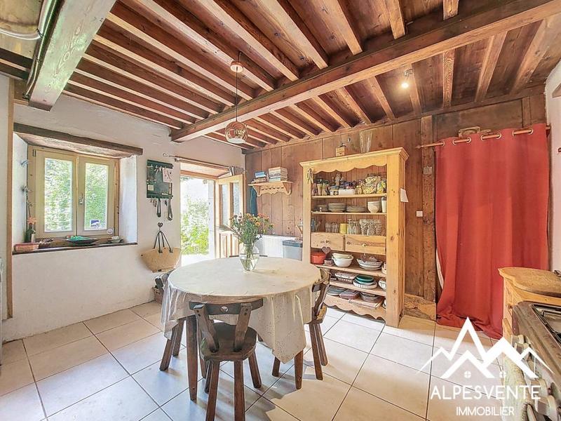 Maison ancienne - 200 m² - 9 pièces