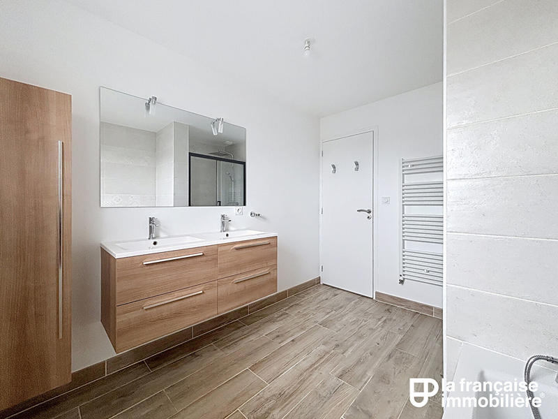 Maison - 103 m² - 5 pièces