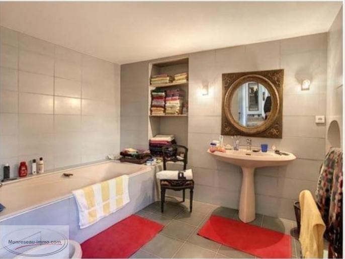 Viager - Maison - 285 m² - 8 pièces