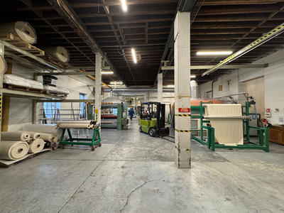 Local commercial - 2 715 m² - 8 pièces