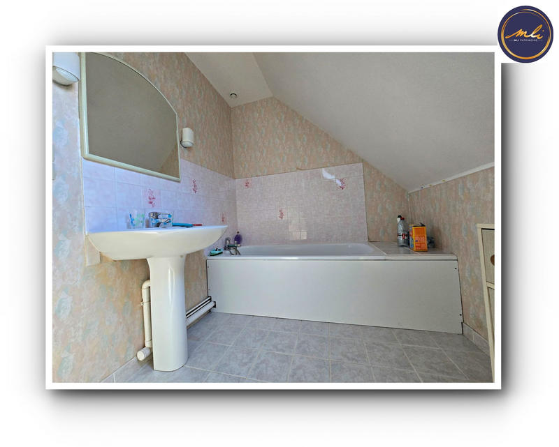 Maison - 103 m² - 5 pièces